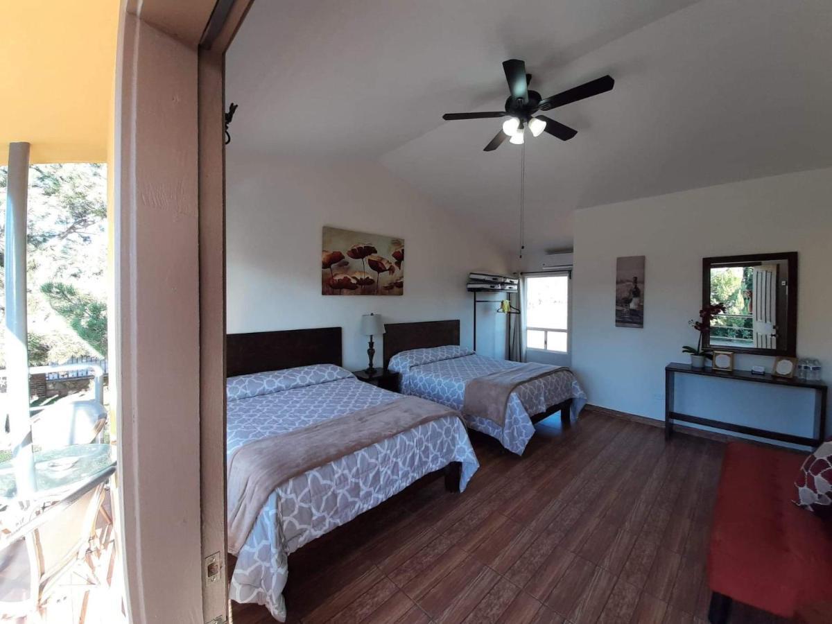 Rancho El Campanario En La Ruta Del Vino Hostel Вале де Гуадалупе Екстериор снимка